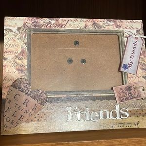 Picture frame “Friends”. Holds 4x6 photo.